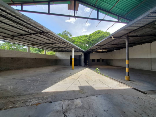Galpón En Venta En La Avenida Cuatricentenaria