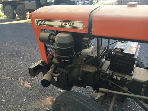 Imagem 6 de 10 de Trator Agrale 4100