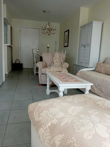 Imagen 4 de 14 de Dueño Vende . Apartamento Con Garage. En La Península.