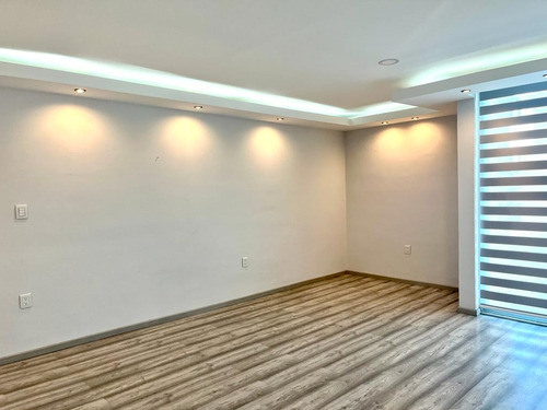 Residencia Avaluo Superior Privada Status En Metepec