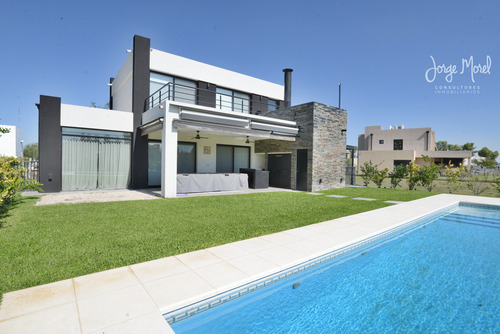Casa Interno #0-100 - Pilar Del Este - Santa Emilia - 510m2 #id 17982