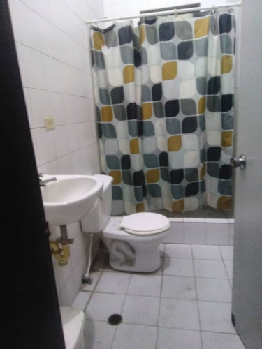 Imagen 18 de 18 de Galpon En Alquiler, Barrio Sucre, Barcelona