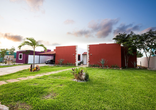 Casa Tipo Quinta En Baspul, A 20min De Mérida Y 15min De La Playa. Mod N