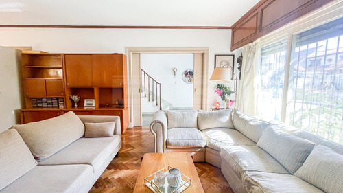 Chalet 4 Dormitorios Venta - Florida