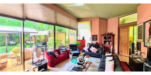 Casa En Venta En Lo Barnechea