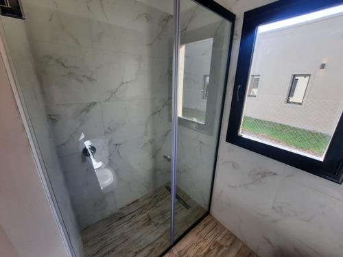 Imagen 14 de 16 de Casa En Venta San Ramon Pilar Del Este