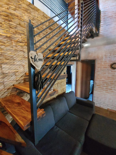 Casa Semi Nueva, La Reja, Moreno. Salida A Acceso Oeste En 2 Minutos