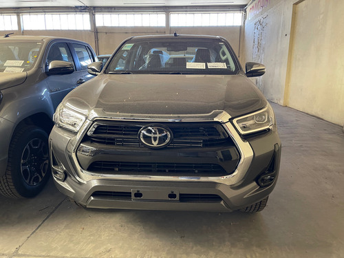 Toyota Hilux Pick-Up 2.8 Cd Srv 204Cv 4X4 At