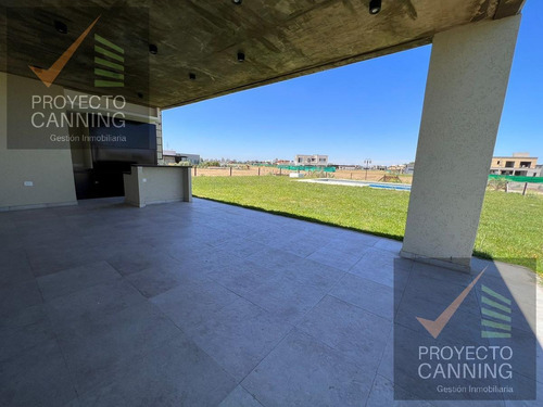 Imagen 25 de 30 de Casa En Venta En Canning Barrio San Lucas Fondo A La Laguna