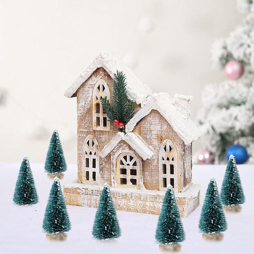 Árbol De Navidad Pequeño Hecho A Mano, 48 Unidades, De Pino