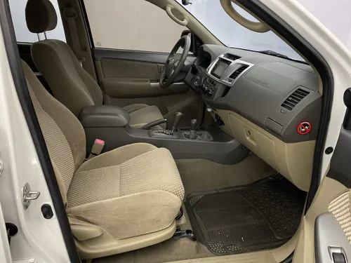 Toyota Fortuner 2.7 AT 4X4