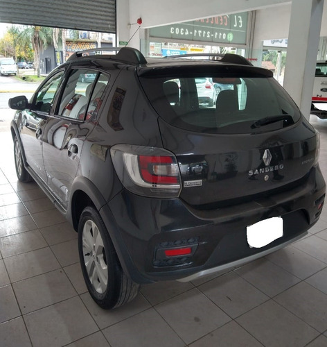 Imagen 8 de 16 de Sandero Stepway 1.6 Dynamique 2015