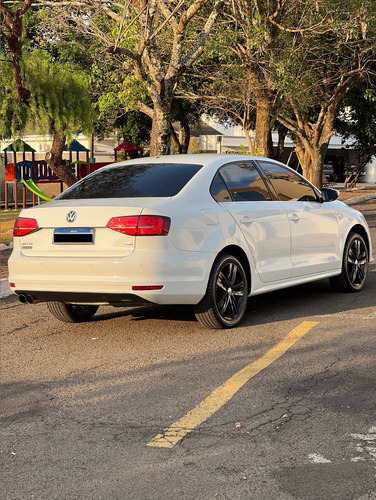 Volkswagen Jetta 2.0 Tsi Highline 4p