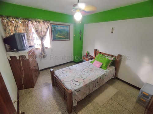 Apartamento En Venta En Parroquia Altagracia