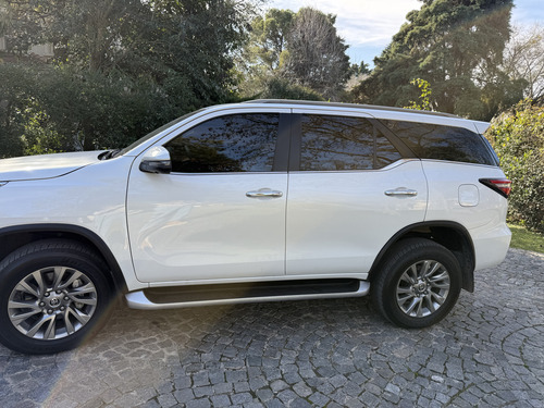 Toyota SW4 2.8 Tdi Diamond 4X4 6At 7As