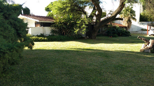 Imagen 6 de 23 de Casa Con Gran Terreno Alto Alberdi Ideal Inversión