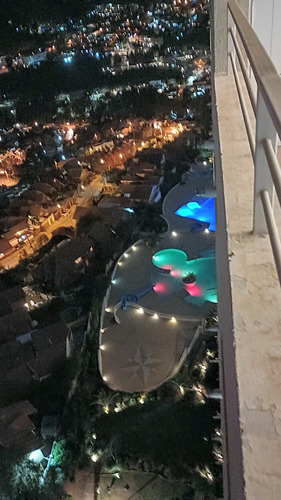 100 Mts2 De Terraza,todo Nuevo