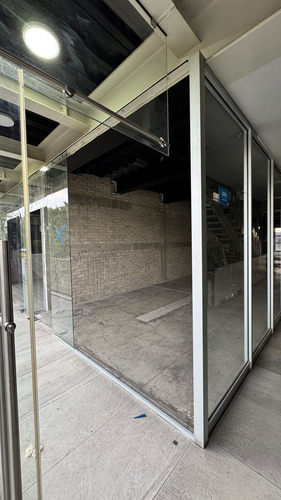 Renta De Local En Las Arboledas, Con Ubicación Privilegiada Sobre Jinetes