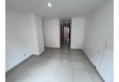 136m2 Apartamento En Laureles