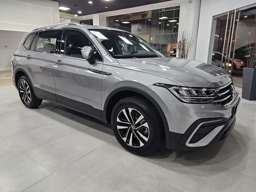 Volkswagen Tiguan Allspace 2.0 Tsi Life 4Motion Dsg