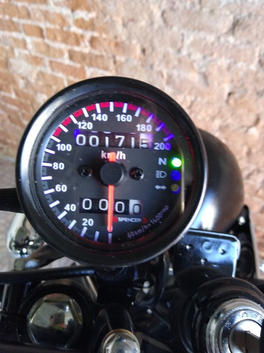 Suzuki Intruder 125
