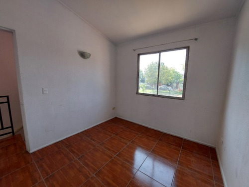Av Las Torres / M A Matta C_422754