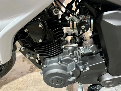 Moto Yamaha Fazer
