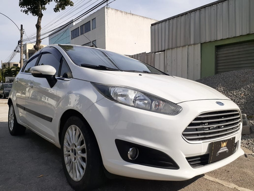 Imagem 3 de 10 de Ford Fiesta - 2015/2015 1.5 S Hatch 16v Flex 4p Manual