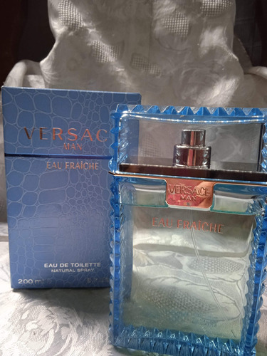 Colonia Versace Man 200ml Tamaño Grande.