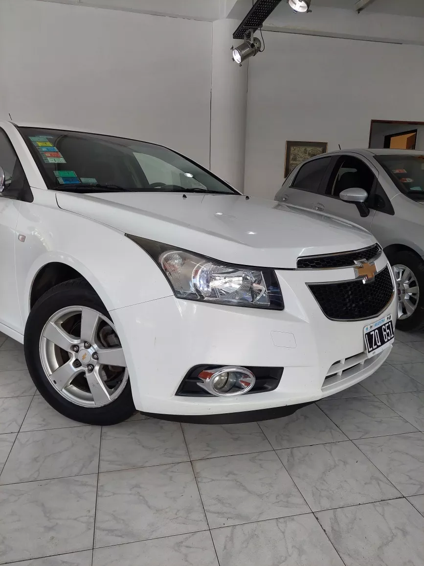 Chevrolet Cruze 1.8 Lt Mt 4 p