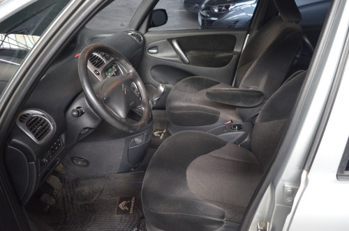 Imagen 11 de 14 de Citroen Xsara Picasso 1.6 Exclusive 2012