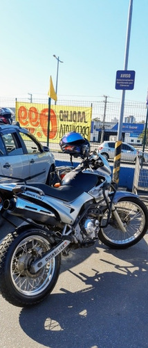 Imagem 2 de 4 de Honda Falcon