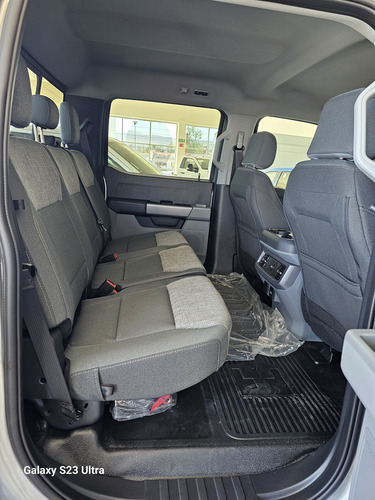 F-250 Xlt,diesel 6.7 L V8,ta
