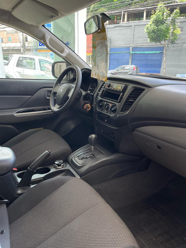 Mitsubishi L200 2.4 Triton Gls Cab. Dupla 4X4 Aut. 4P