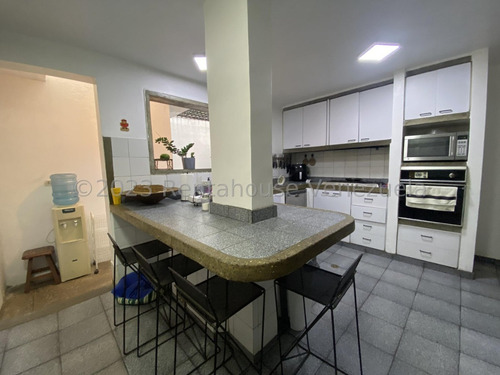 Venta De Casa\ Chuao Mg 4-5447