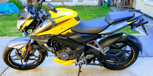 Imagen 1 de 10 de Bajar Rouser Ns 200