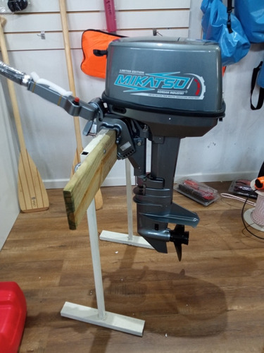 Fuera Borda Mikatsu 9,8 Hp 2 Tiempos Pata Corta