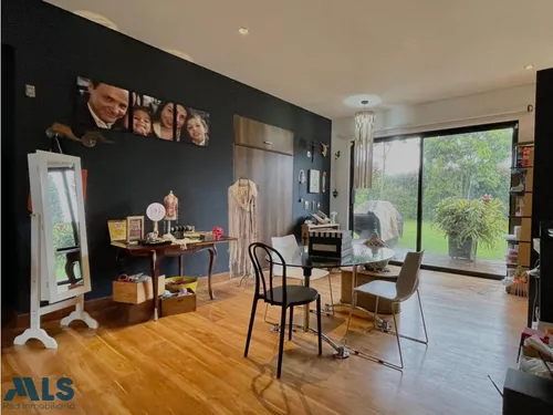 Casa En Venta, Alto De Las Palmas. Bellaterra.(mls#249400)