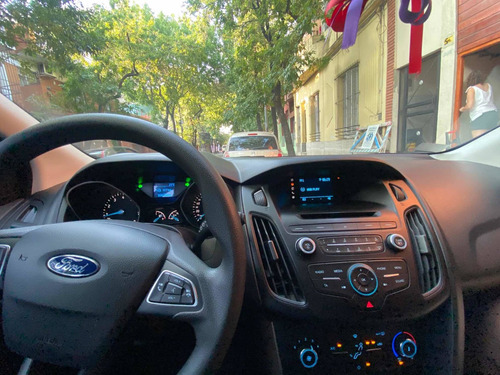 Imagen 11 de 14 de Ford Focus 1.6 S