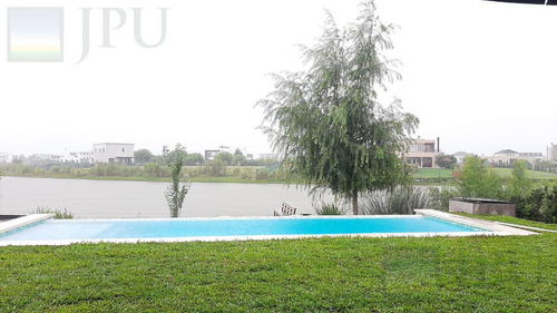 Imagen 18 de 30 de Casa En Venta En El Canton