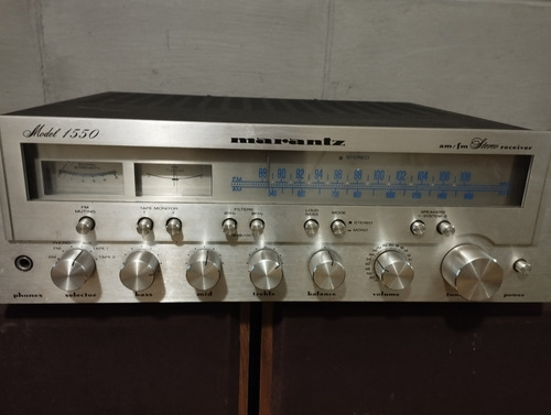 Marantz 1550 - Sintoamplificador - Impecable