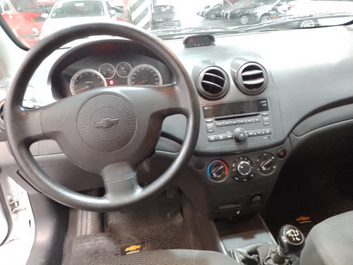 Imagen 13 de 17 de Chevrolet Aveo G3 2013 1.6 Ls