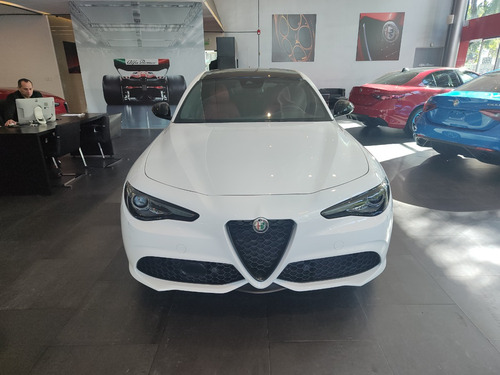 Alfa Romeo Giulia 2.0 280cv Veloce
