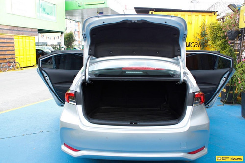 Imagen 11 de 25 de Toyota Corolla