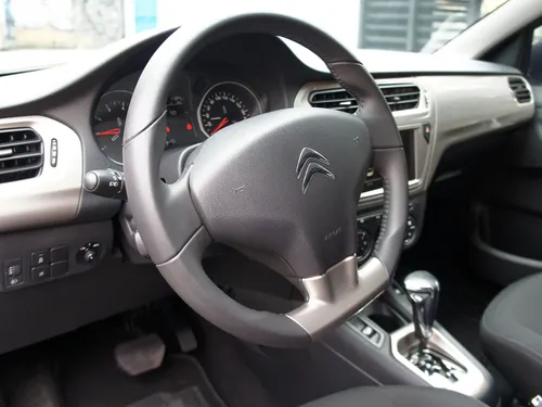 Citroën C-Elysée 1.6 Shine