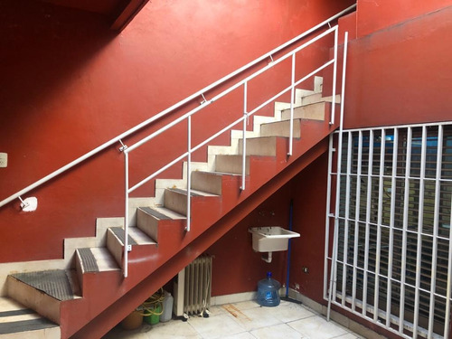 Imagen 2 de 18 de Venta Local Deposito Comercial Con Vivienda En Villa Urquiza A Cuadras De Av Larralde.