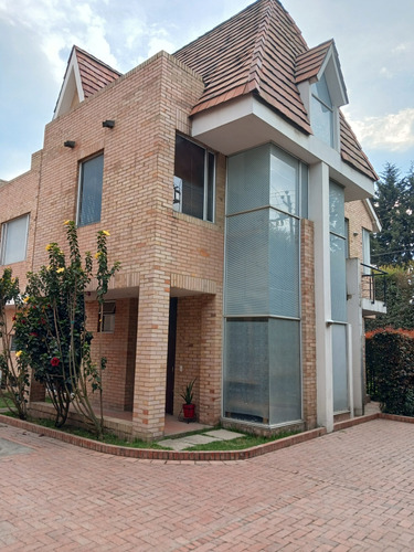 Casa En Renta - Arriendo  Chia , Excelente Ubicación 