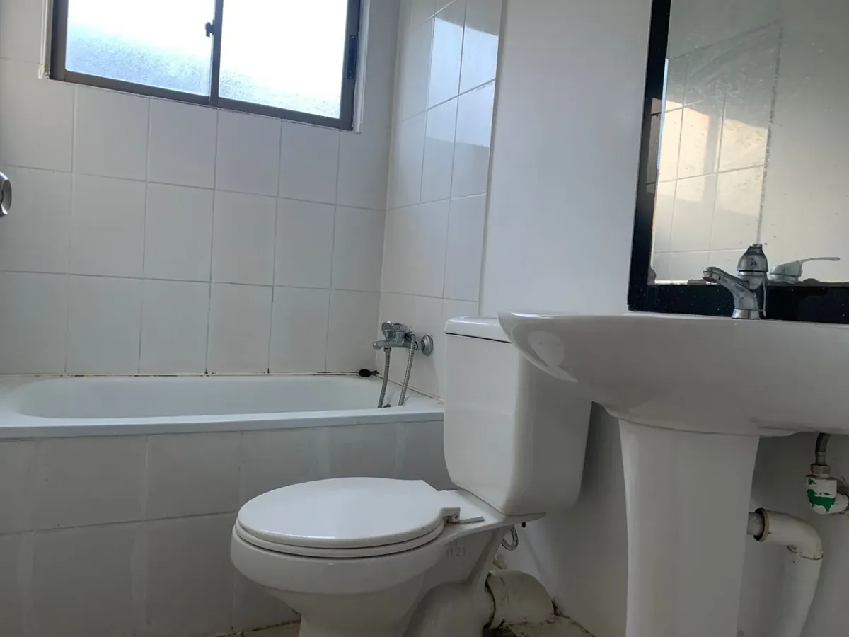 Imagen 4 de 5 de Casa Familiar En Arriendo Junto Al Estadio Marista | Moderna