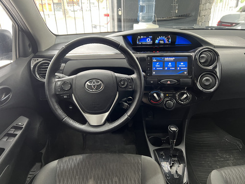 Toyota Etios 1.5 Xls At