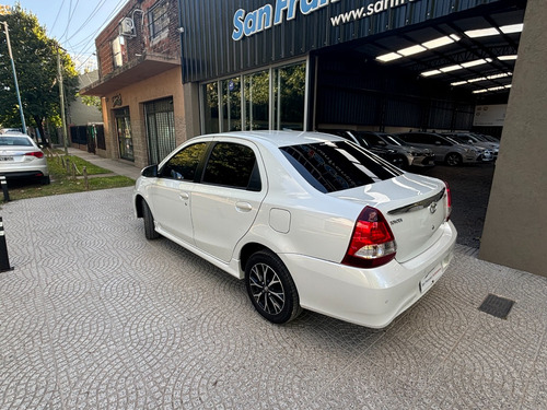 Toyota Etios 1.5 Sedan Xls At